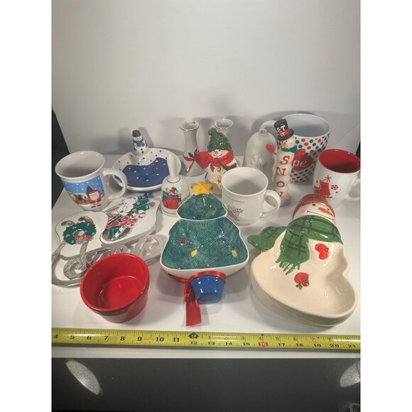 Lot of VTG CHRISTMAS DISHES including Mugs, Candle Holders, Serving Dishes. Boyn - Picture 2 of 8